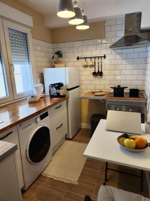 Moderno Apartamento Cerca Del Centro En León Exteriör bild